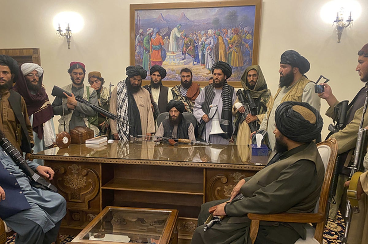 Taliban at palace