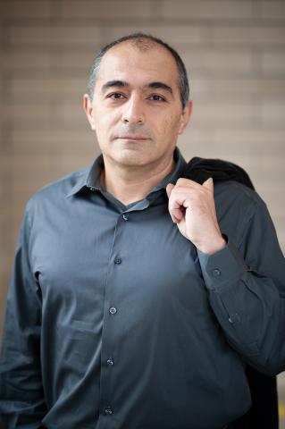 Nader Hashemi headshot